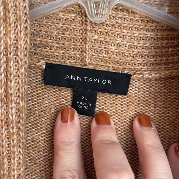 Ann Taylor Knit long Camel Knit Womens vest size XL brown layering fall sweater - Picture 5 of 9